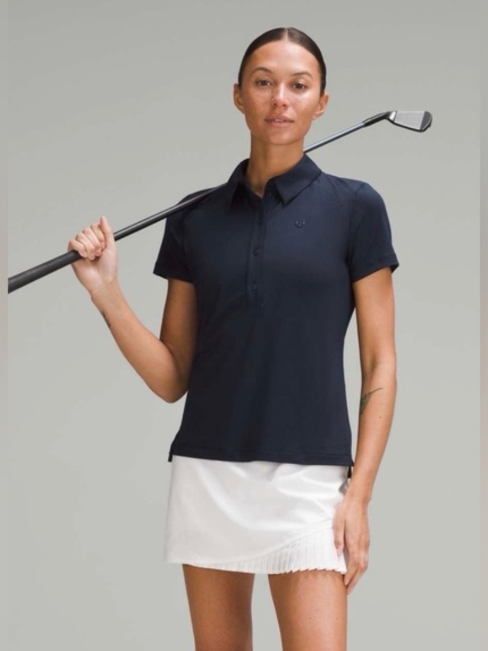 Lululemon Ladies Golf or Tennis Polo Shirt with Turtle Bay Logo Size 10 fits a M